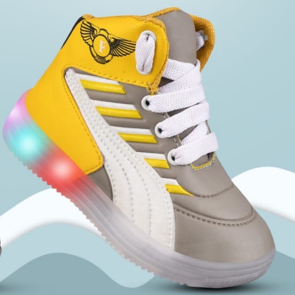 Kids light up shoes NWT Jordan look alikes, Toddler sizes 4 to 10 available - Picture 3 of 3